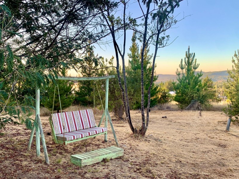 5.600 Mts2 en Nirivilo. Con 2 Casas. Amobladas Vende Dueño.