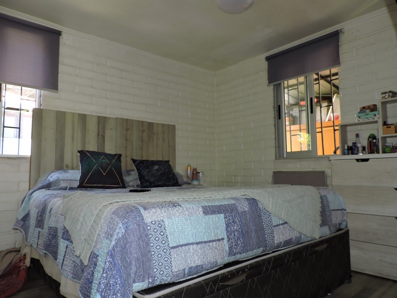 Se Vende Casa de Esquina Con Excelente Ubicación