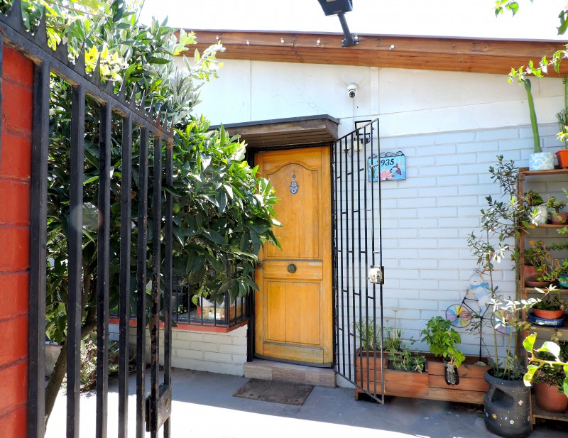 Se Vende Casa de Esquina Con Excelente Ubicación