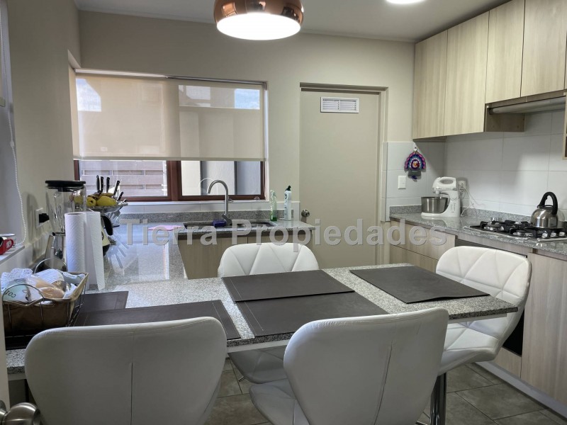 ¡¡casa en Venta Prácticamente Nueva!! Condominio los Angeles