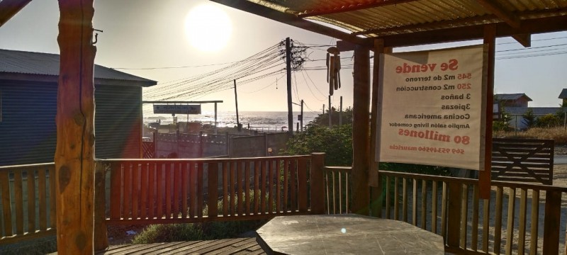 Vendo Casa Primera Linea en Playa la Ballena
