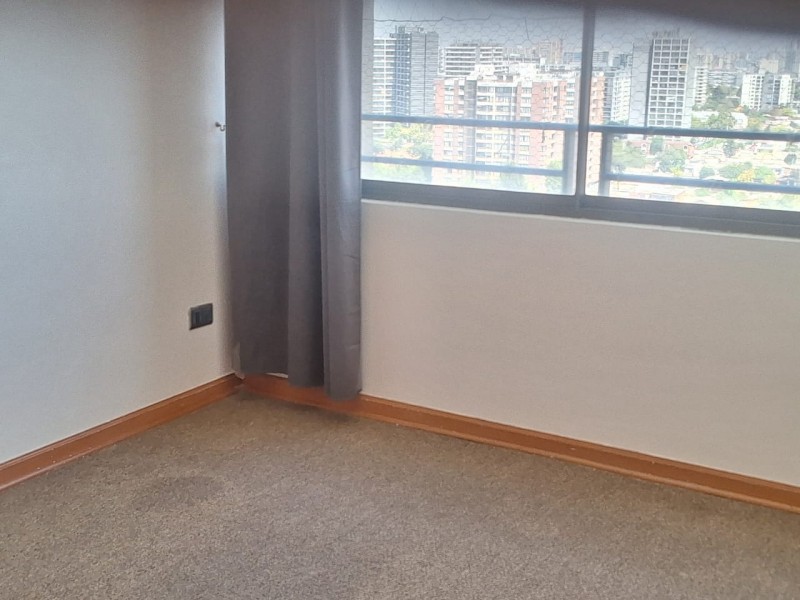 Arriendo Departamento 2 Dormitorio, 1 Baño + Estacionamiento