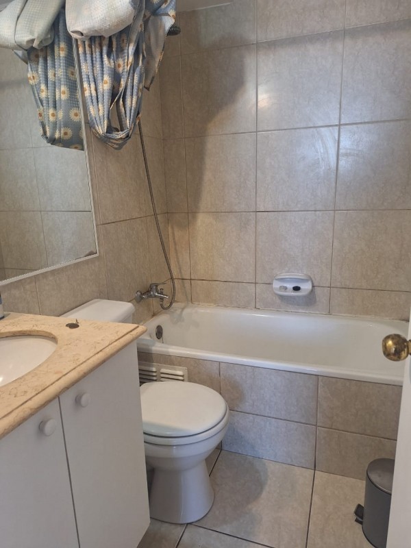 Arriendo Departamento 2 Dormitorio, 1 Baño + Estacionamiento