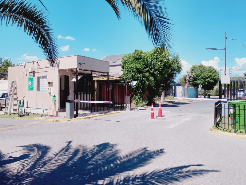 Vendo Departamento en Condominio Santa Victoria, Maipú