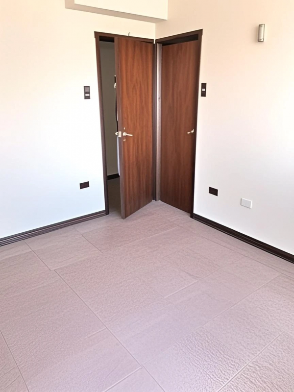 Arriendo Amplio Departamento Año Corrido Sin Muebles en Viña