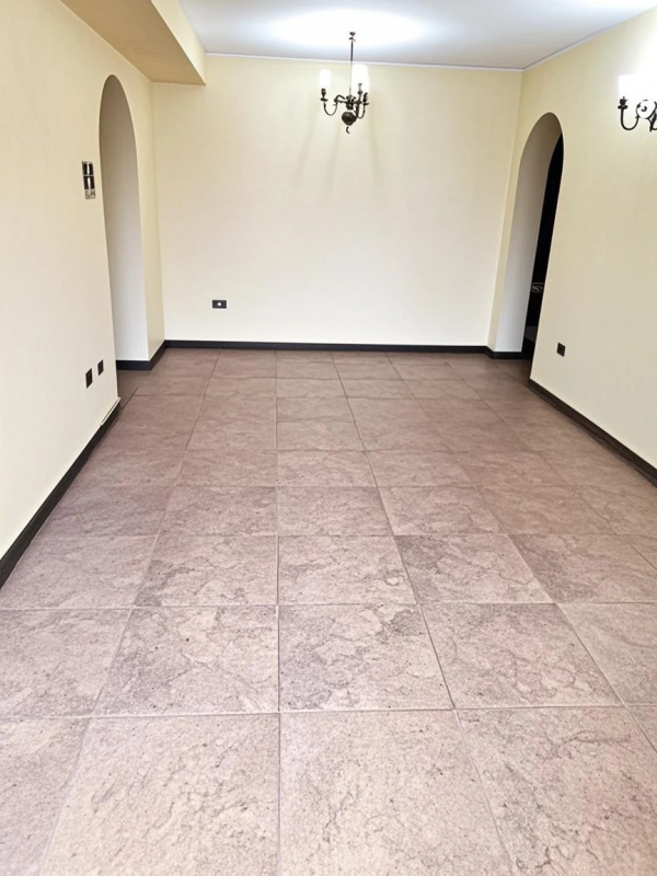 Fotografía de Arriendo Amplio Departamento Año Corrido Sin Muebles en Viña