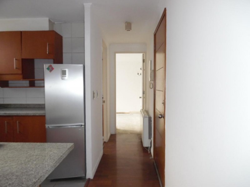 1D/1B, 36 M², 3Er Piso, A 3 Cuadras del Metro Santa Isabel