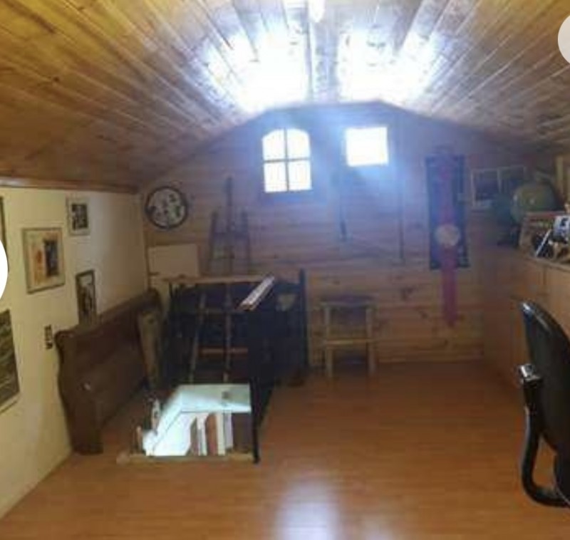 Espaciosa Casa de 2 Pisos