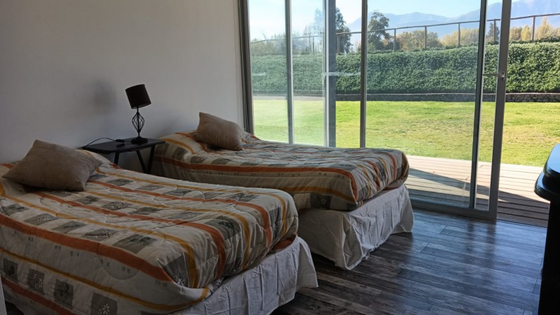 Moderna y Luminosa Casa en Arriendo Con Acceso Independiente