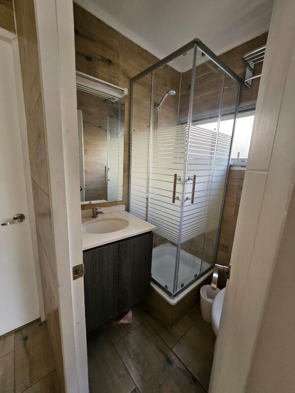 Moderna y Luminosa Casa en Arriendo Con Acceso Independiente