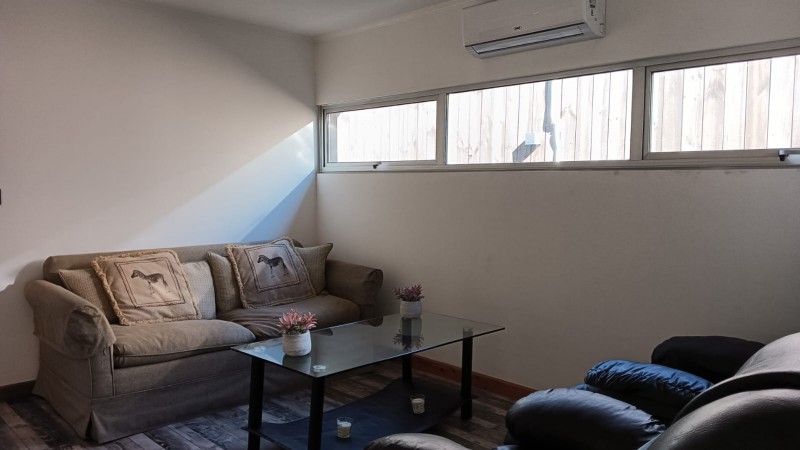 Moderna y Luminosa Casa en Arriendo Con Acceso Independiente