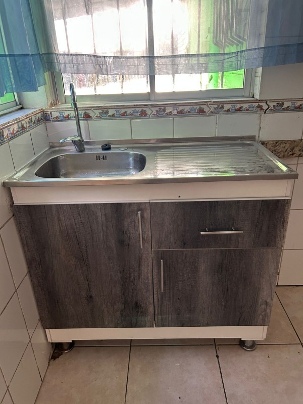 en Optimas Condiciones, Casa en Esmeralda.