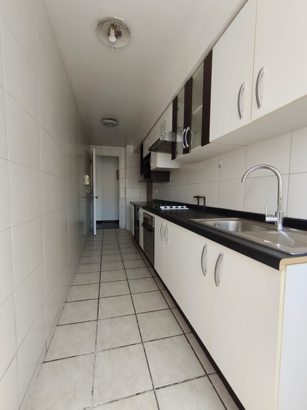 Vende Departamento Metro Santa Ana