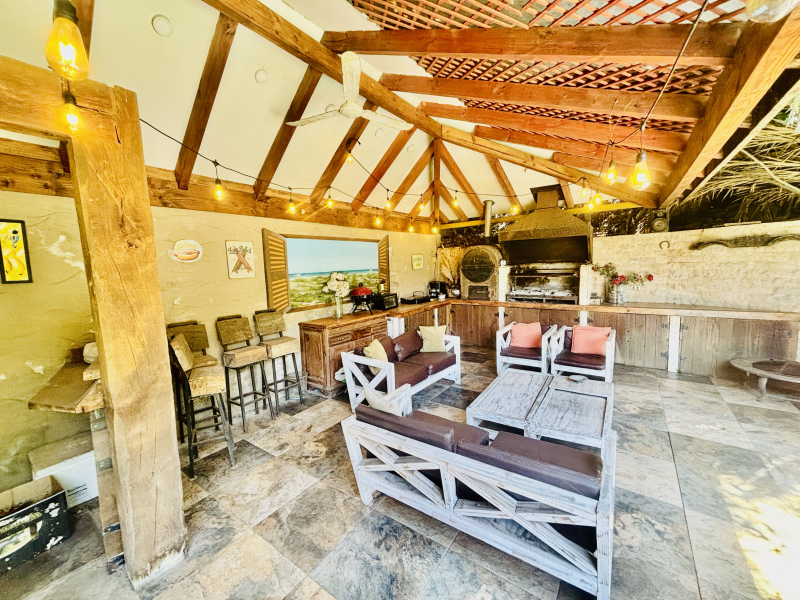 Acogedora Casa, Solida en Bosques de Montemar, Concon