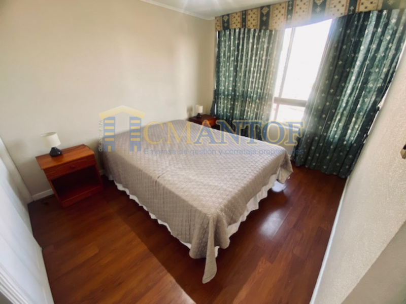 Arriendo Departamento 2 Dormitorio Club de Yates, Centro