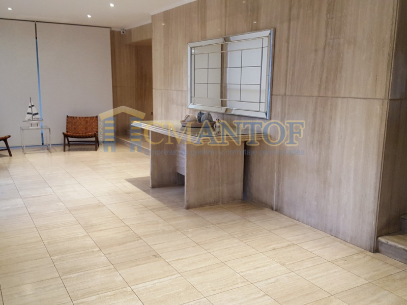 Arriendo Departamento 2 Dormitorio Club de Yates, Centro
