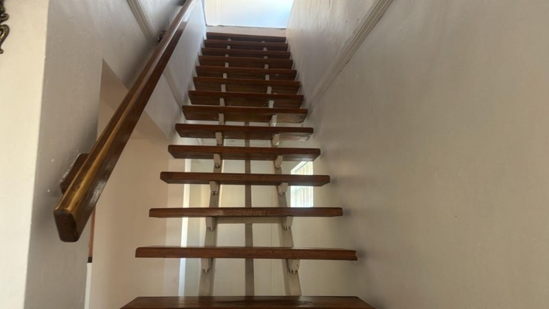 Venta Amplia Casa 8 Dormitorios A Pasos del Centro