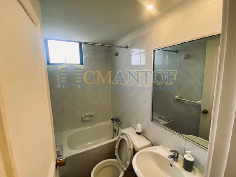 Arriendo Departamento 2 Dormitorio Club de Yates, Centro