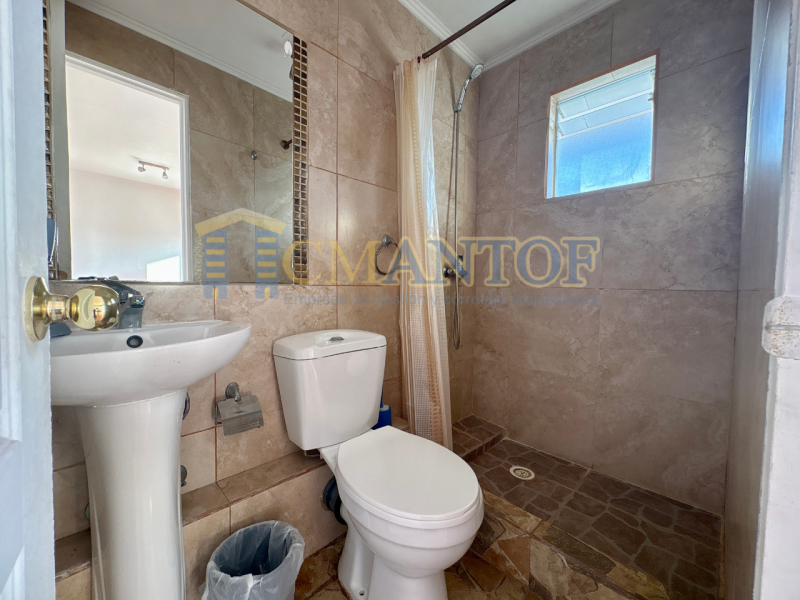 Arriendo Casa/hostal 8 Dormitorios C/u Con Baño, Mejillones