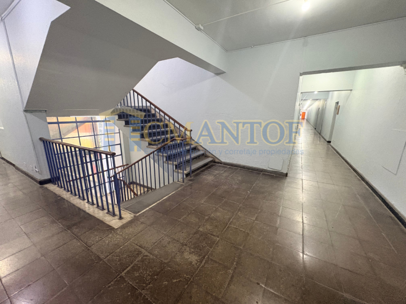 Arriendo Remodelada Oficina 3 Privados Frente Serviu, Centro
