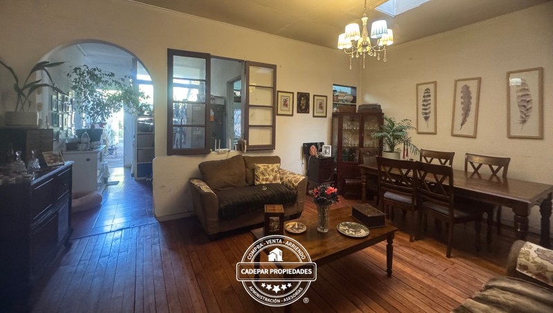 Vende Amplia Casa en Providencia