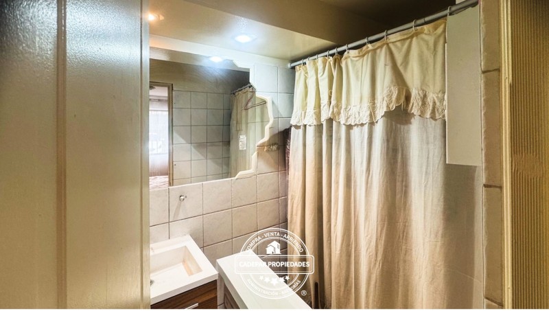 Vende Amplio Departamento Con Excelente Ubicacion