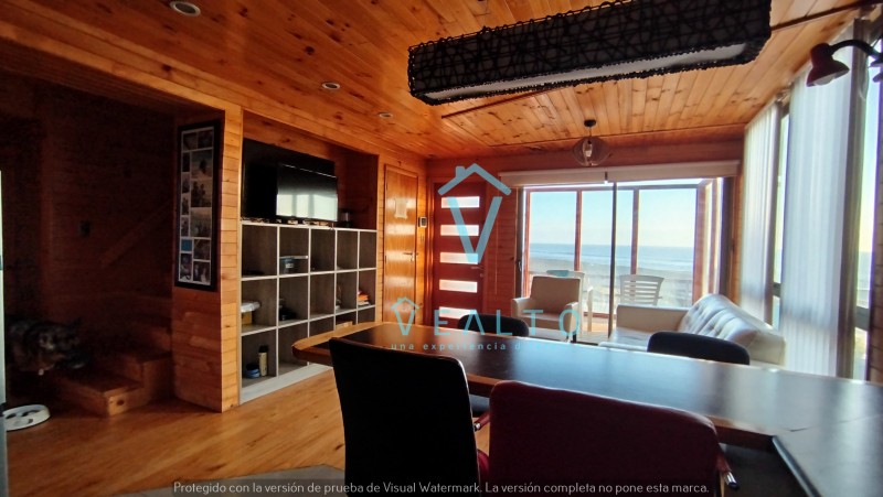 Casa en Venta en Pichilemu Con Vista Al Mar