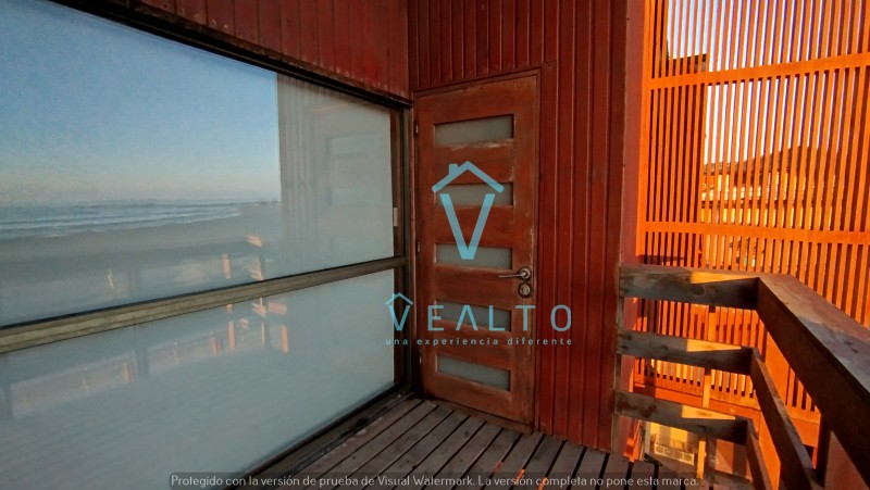 Casa en Venta en Pichilemu Con Vista Al Mar
