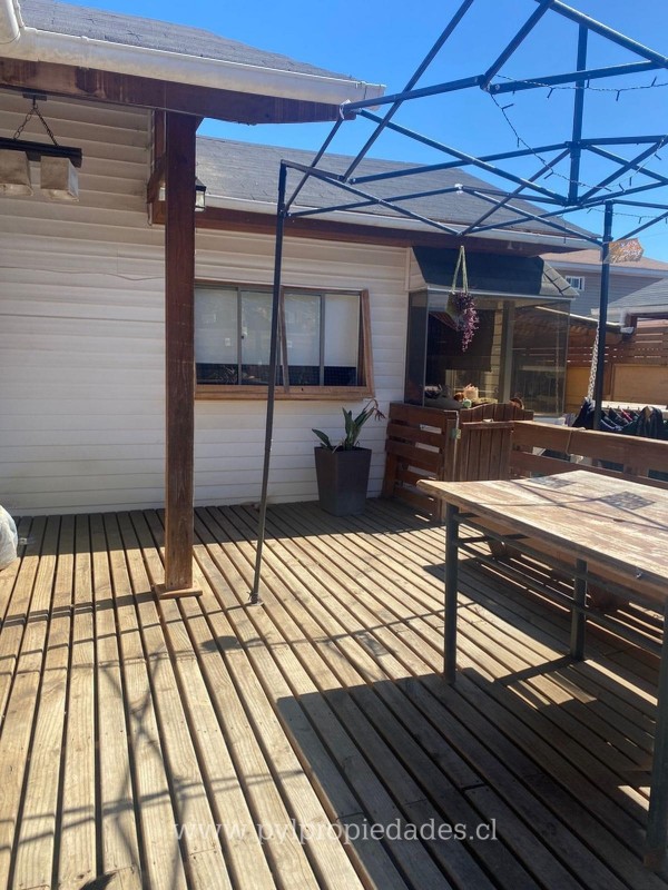 en Venta Bella Casa en Condominio| 3D + 3B + 3E|