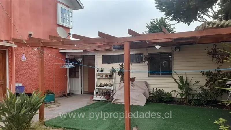 en Venta Casa Familiar |4D 2B 3E|Condominio Algarrobo