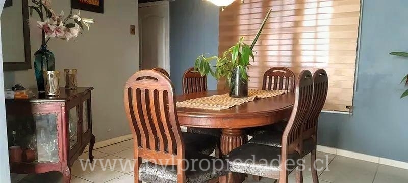 en Venta Casa Familiar |4D 2B 3E|Condominio Algarrobo