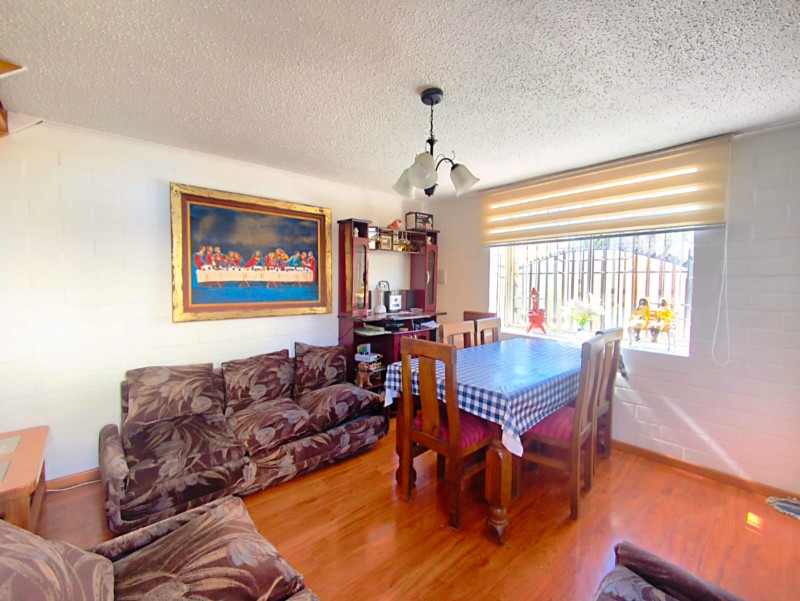 Fotografía de en Venta Casa Esquina | 2D 1B + Quincho | Altos de Zañartu