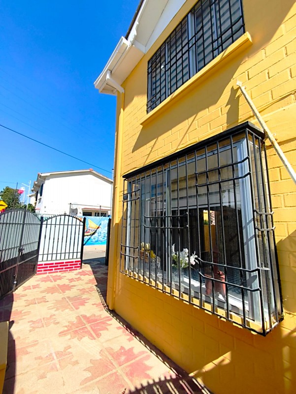 en Venta Casa Esquina | 2D 1B + Quincho | Altos de Zañartu