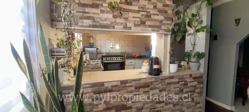 en Venta Casa Familiar |4D 2B 3E|Condominio Algarrobo