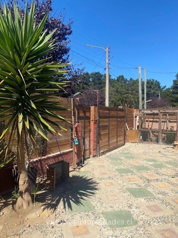 en Venta Bella Casa en Condominio| 3D + 3B + 3E|