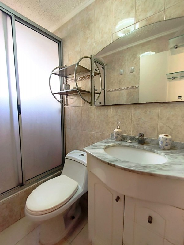 en Venta Casa Esquina | 2D 1B + Quincho | Altos de Zañartu