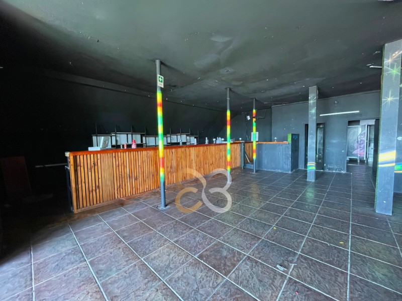 Local Comercial Avenida Costanera