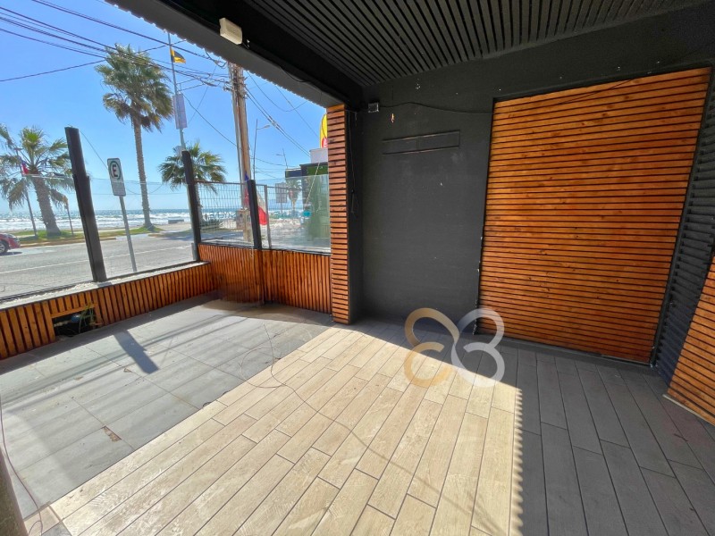Local Comercial Avenida Costanera