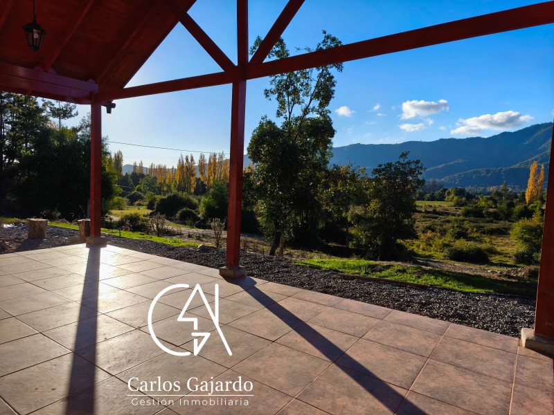 Se Vende Casa Sólida en Media Hectárea Con Vista de Ensueño.