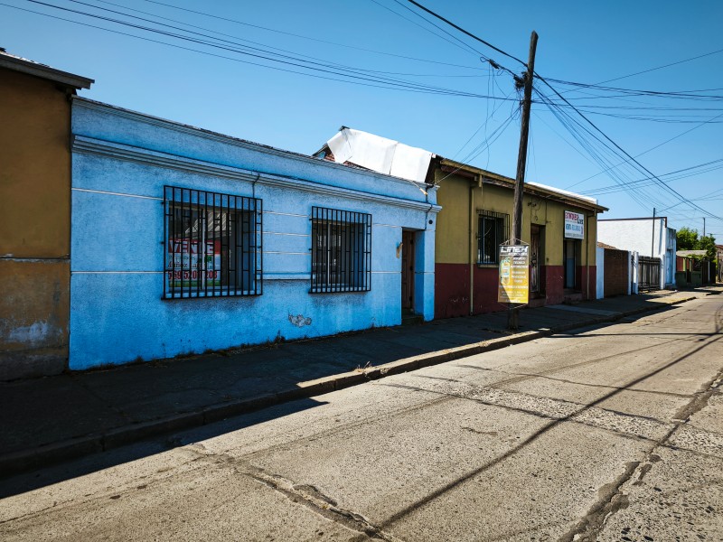 Se Vende Céntrica Casa en Linares