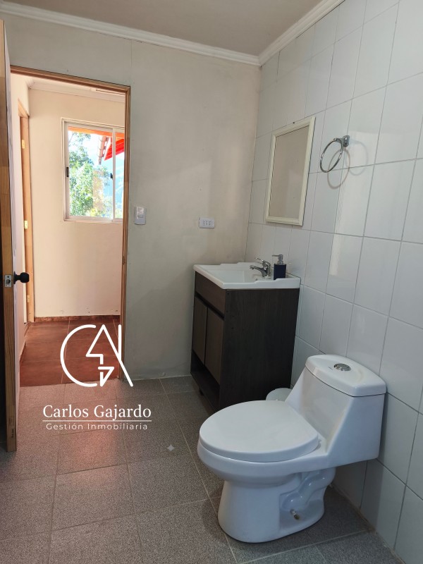 Se Vende Casa Sólida en Media Hectárea Con Vista de Ensueño.