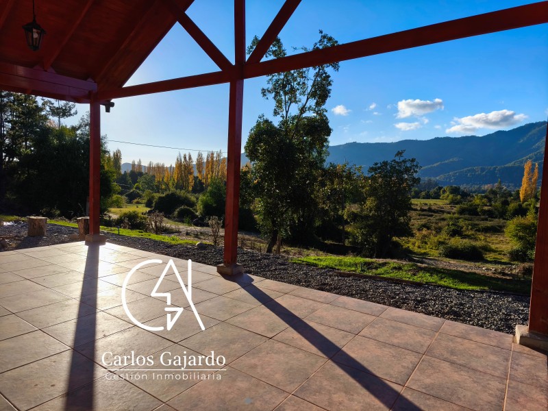Se Vende Casa Sólida en Media Hectárea Con Vista de Ensueño.