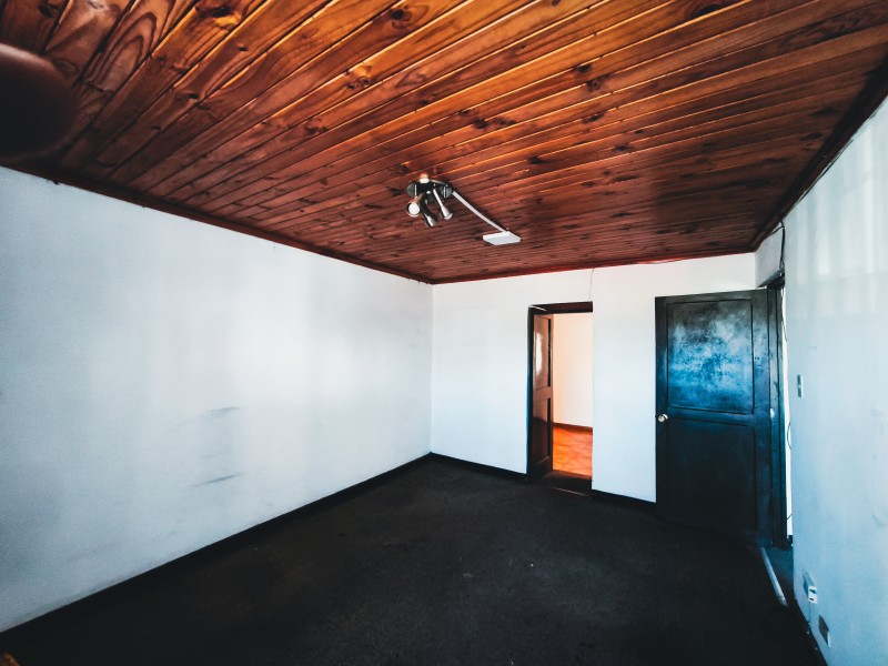 Se Vende Céntrica Casa en Linares