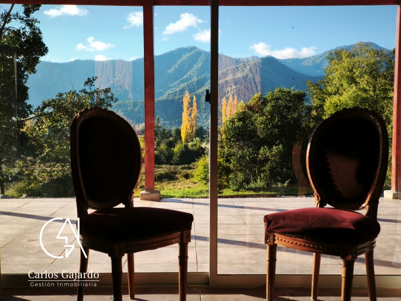 Se Vende Casa Sólida en Media Hectárea Con Vista de Ensueño.