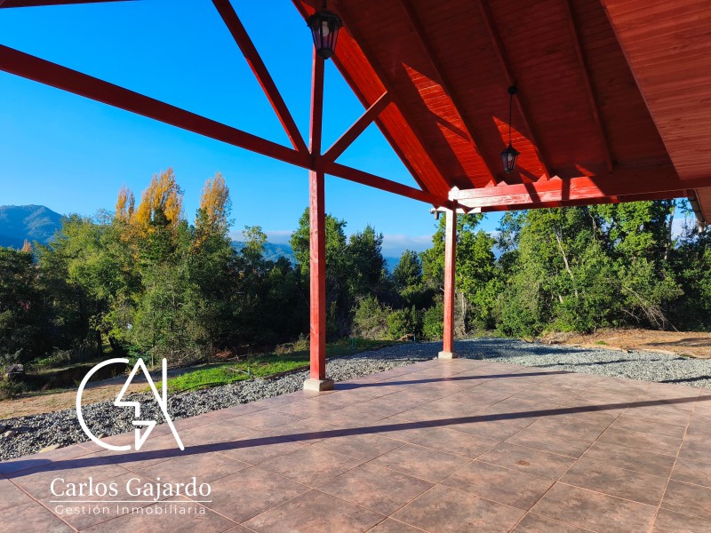 Se Vende Casa Sólida en Media Hectárea Con Vista de Ensueño.