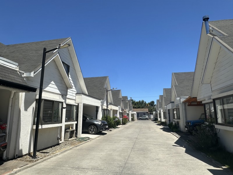 Se Vende Casa en Condominio los Robles , Linares