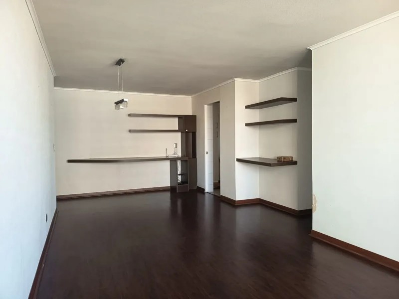 Se Arrienda Amplio Departamento Sector Gregorio Marañon Viña