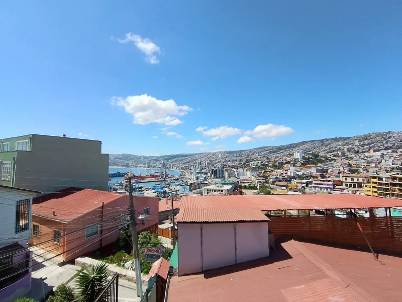 Se Vende Casa de 5 Pisos en Cerro Artillería Valparaíso