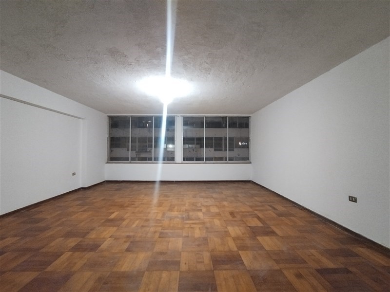 Fotografía de Se Vende Amplio Departamento Calle Ecuador Viña del Mar