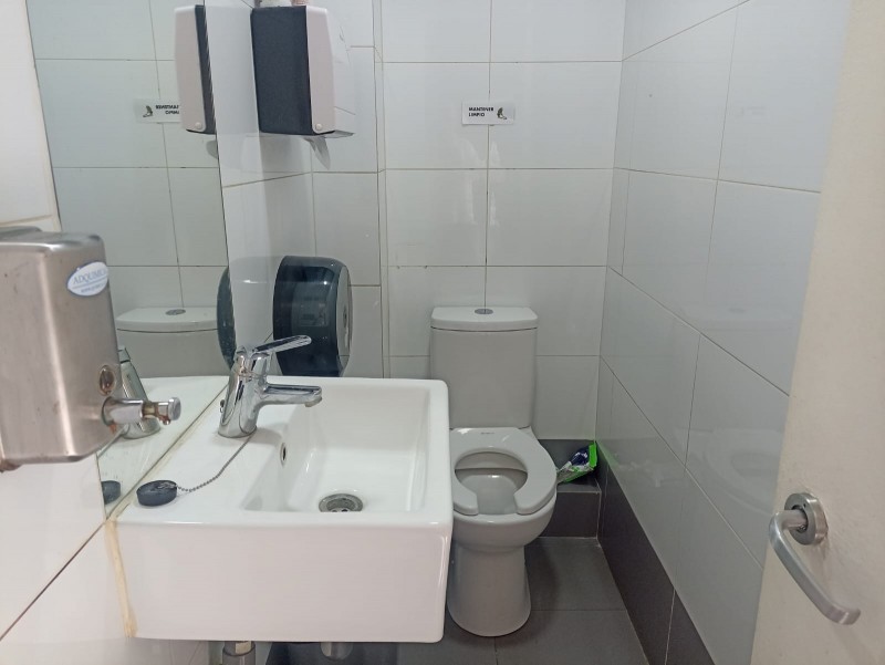 Se Vende Amplio Piso Comercial 239 M2 Viña del Mar